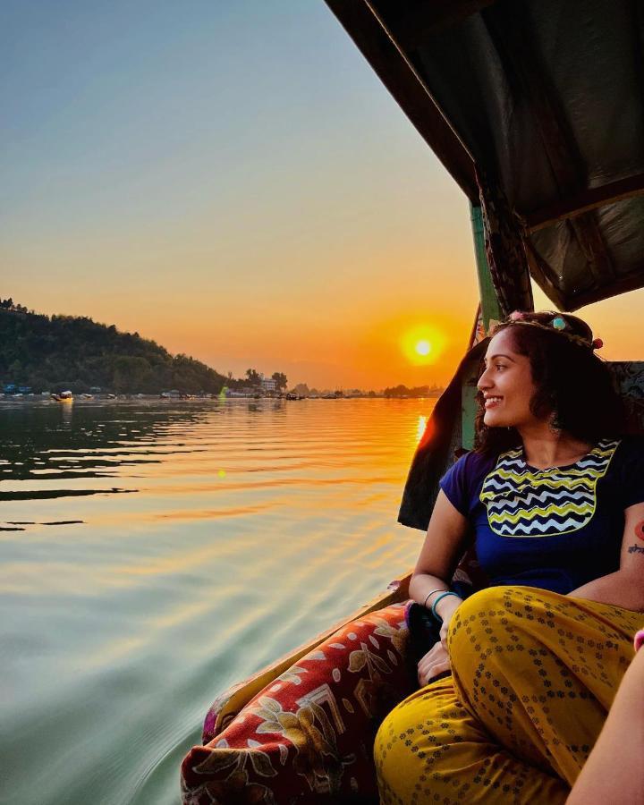 Hotel Lala Rukh Group Of Houseboats Srīnagar Esterno foto