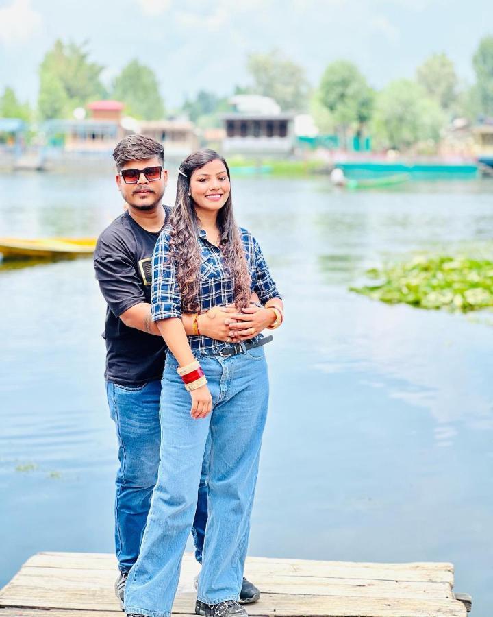 Hotel Lala Rukh Group Of Houseboats Srīnagar Esterno foto