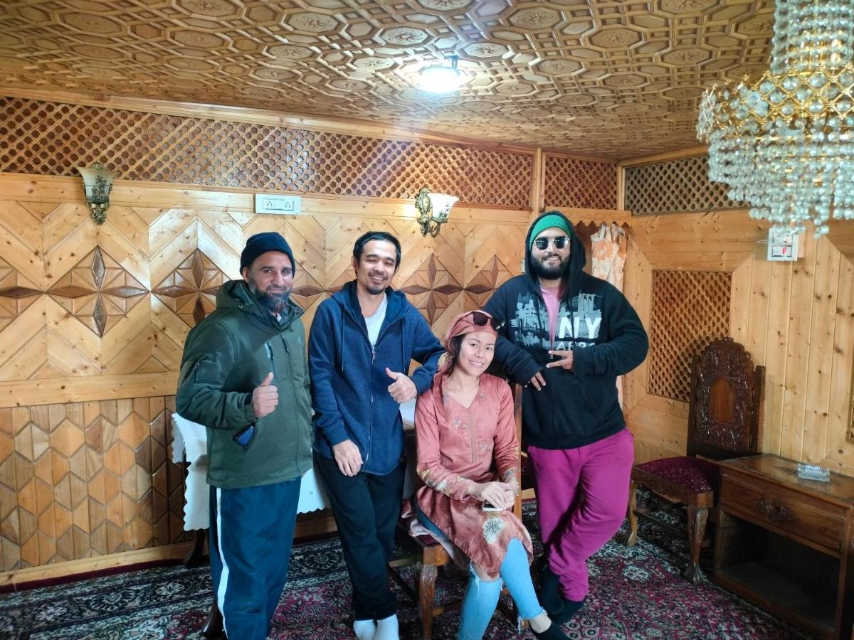 Hotel Lala Rukh Group Of Houseboats Srīnagar Esterno foto
