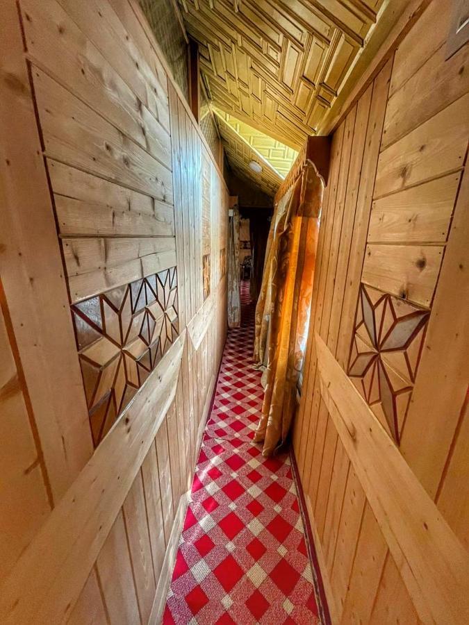 Hotel Lala Rukh Group Of Houseboats Srīnagar Esterno foto