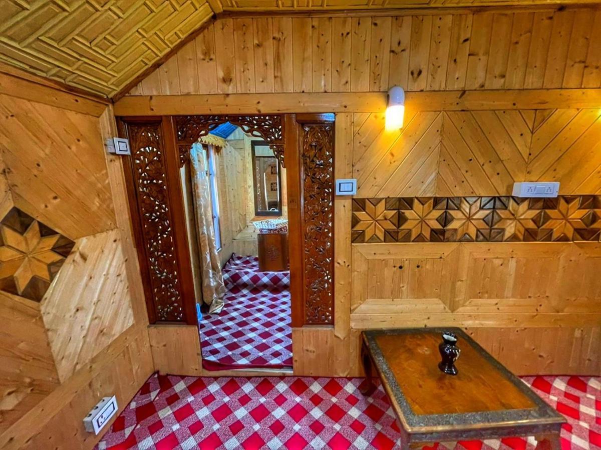 Hotel Lala Rukh Group Of Houseboats Srīnagar Esterno foto