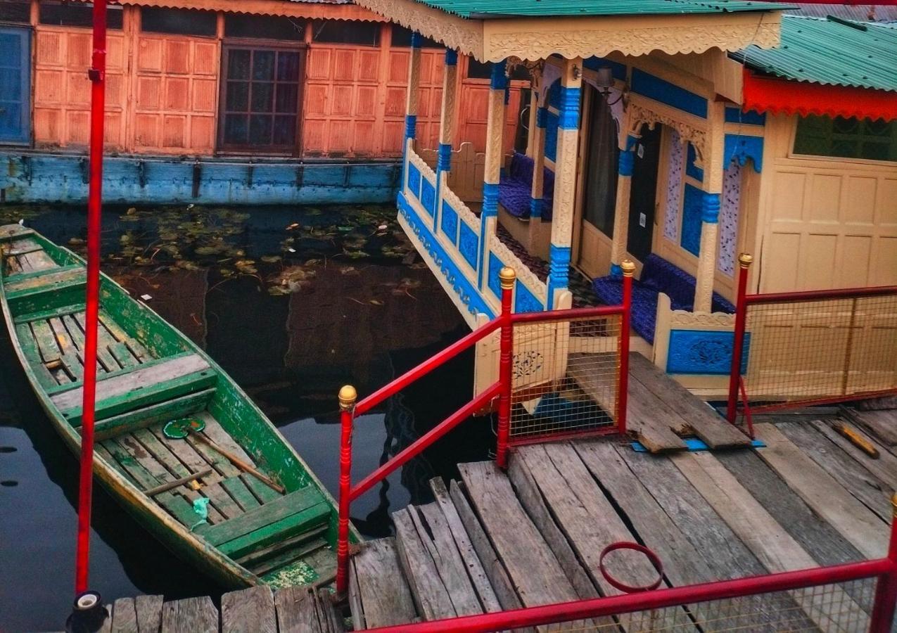 Hotel Lala Rukh Group Of Houseboats Srīnagar Esterno foto