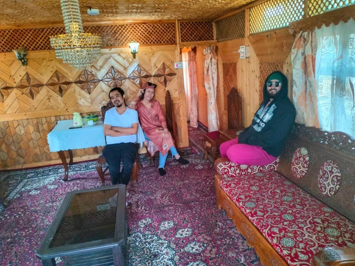 Hotel Lala Rukh Group Of Houseboats Srīnagar Esterno foto
