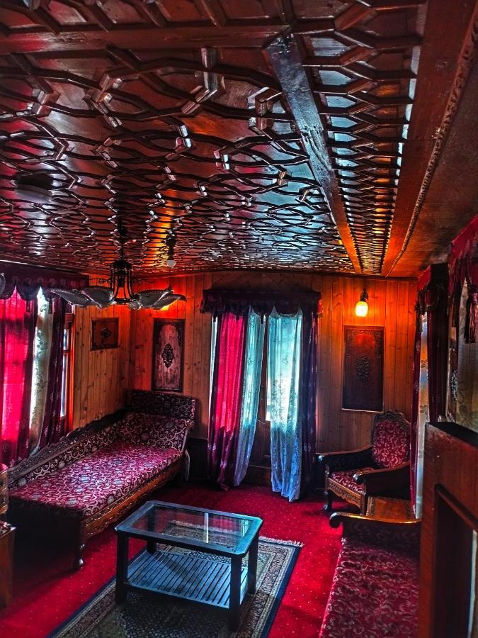 Hotel Lala Rukh Group Of Houseboats Srīnagar Esterno foto