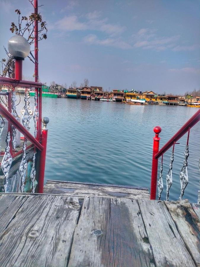 Hotel Lala Rukh Group Of Houseboats Srīnagar Esterno foto